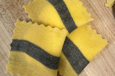 Multicolored ravioli to satisfy the eyes before the stomach