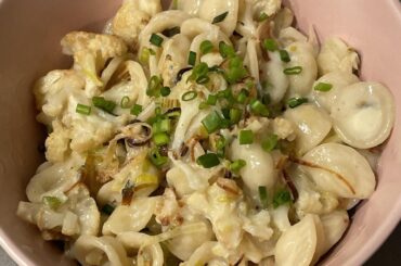 Orecchiette with roasted cauliflower, leeks and garlic in a bleu cheese sauce
