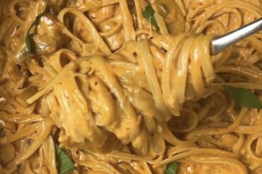 The Easiest creamy mushroom & tomato paste🍝