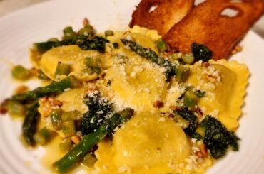 Asparagus and lemon butter sauce Ravioli