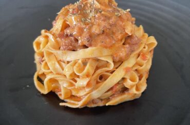 Fettuccine Bolognese