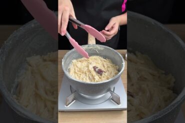 I added condensed milk to the pasta, and I was surprised by the result.