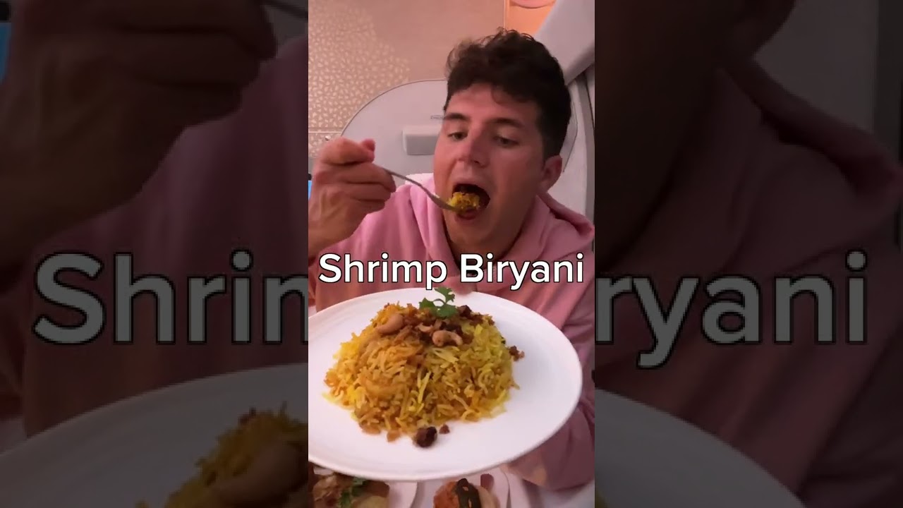 Dining On Emirates $30,000 Flight Dining On Emirates $30,000 Flight