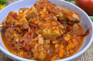 TASTY AUTHENTIC CHICKEN RAGU CLASSIC ITALIAN RECIPE RICH IN FLAVORS