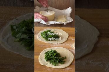 Cassoni alle Erbe Italian leafy green parcels with piadine and tender leaves #cooking #italianfood