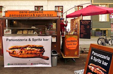 Italian makes Pizza Sandwiches on self-made Trailer | Street Food Berlin Germany