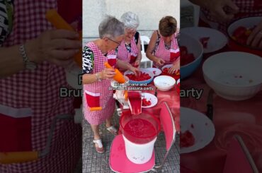 Italian grannies making passata  #nonna #tomatosauce #italianfood