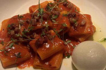 Can someone help me ID this dish?