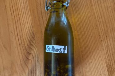 Turning olive oil into a weapon