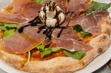 Burrata,prosciutto ,spinach