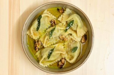 Spinach and Ricotta Agnolotti, Browned Butter Sauce, Crispy Sage