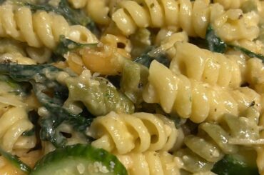 Cream Spinach Cucumber Pasta