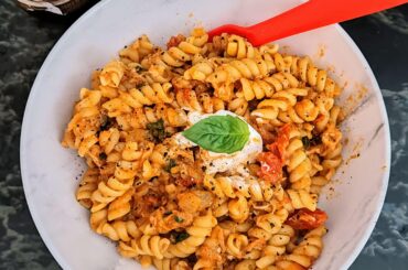 Spicy tuna pasta 🍛🍅🤤