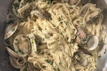 A little threat display for my boomer parents who are “anticlamites”