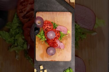 Viral Chopped Italian Sandwich! So good you’ll want to make it over and over again! #easyrecipe