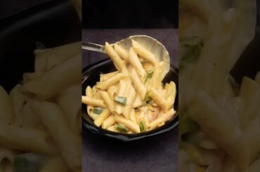 White Sauce Pasta#food #pastasauce  #cooking #recipe #pastarecipe #whitesausepasta #shorts #ytshorts