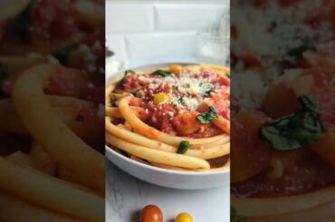 Bucatini Pomodoro Pasta Recipe #shorts #recipes