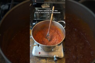 I tried a cooking class in #bologna Italy