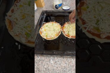 #viral Pizza Recipe#homemade #viral#shorts#shortsfeed