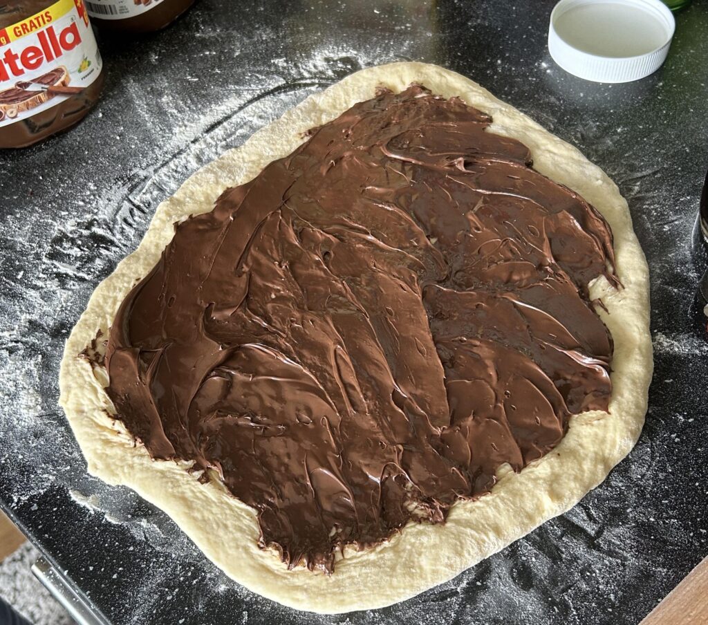 Italian Nutella Pizza 😁