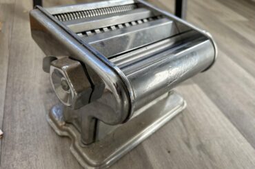 Worth Restoring old pasta machine ?