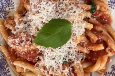 Strozzapreti and arrabiata sauce