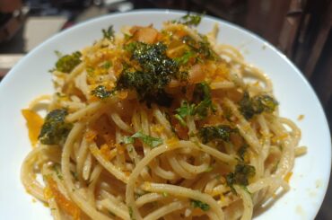 Spaghetti alla bottarga di muggine + alga Nori sbriciolata