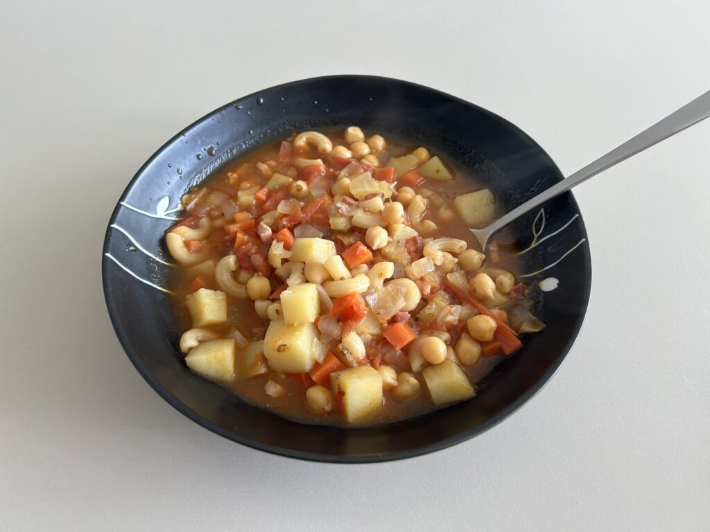Minestrone soup with macaroni