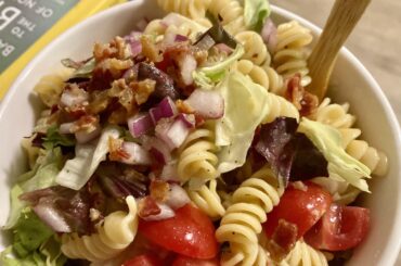 BLT Pasta Salad - Simple & Delicious!