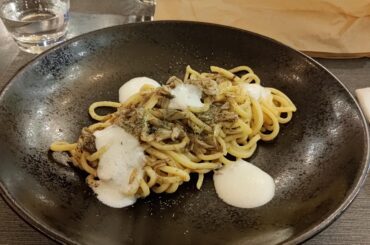 Pasta with Chopped Artichokes and White Sauce