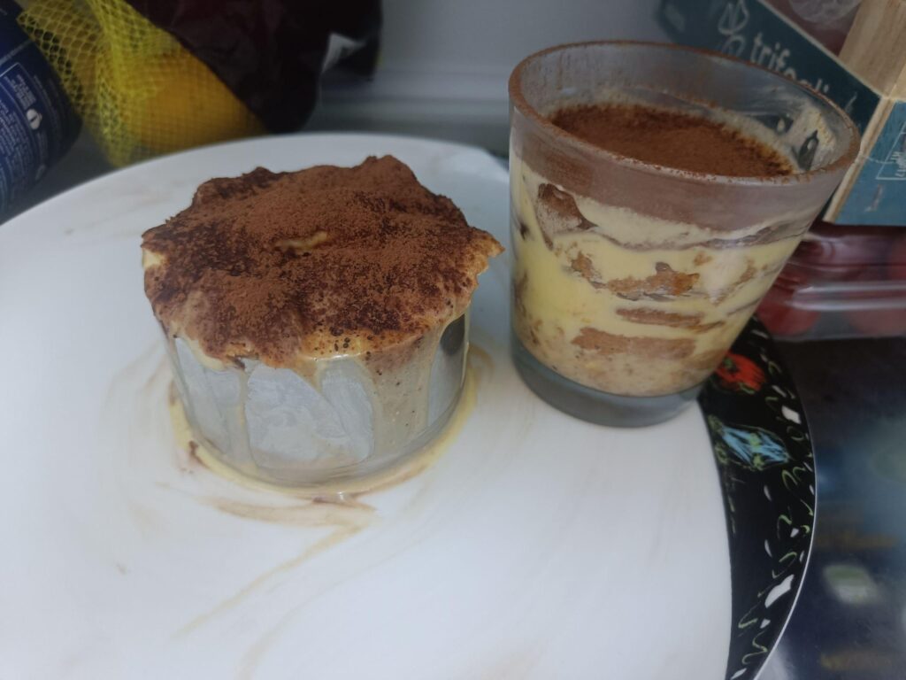 Like I said yesterday I was going to make Tiramisù with homemade ladyfinger and homemade mascarpone. The result is amazing!