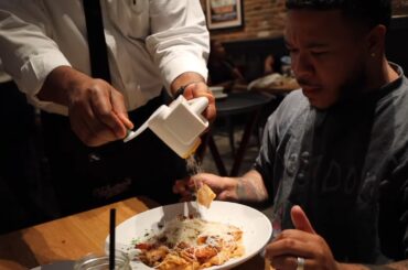 Eating at the ONLY Italian restaurant open at 3am