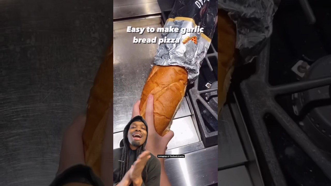 Garlic bread pizza : Garlic bread pizza :