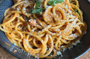 Amatriciana inspired Tomato and bacon bucatini