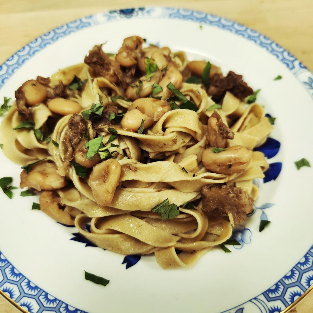 Tagliatelle with mushrooms and beans Tagliatelle with mushrooms and beans