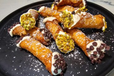Cannolis