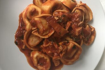 It's not a pasta blasphemy, just tortellini all'amatriciana