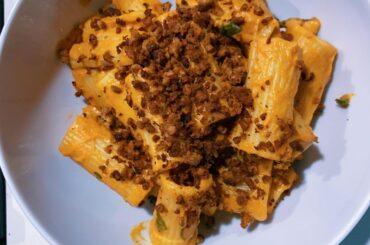 v rigatoni alla vodka with ground crumbles and basil from the garden 🪴