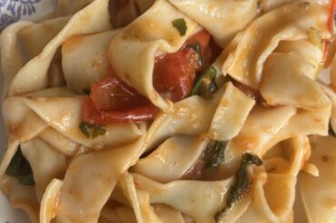Sun ripened tomatos calls for tomato sauce and papardelle