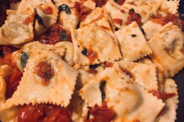 Past few homemade pasta dishes I've had a lot of fun making: spinach and ricotta ravioli in fresh cherry tomato and basil sauce, tagliatelle with anchovies, butter, parsley, and lemon, and pasta alla norma with semola trofie.