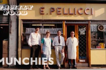 The Ultimate Full English Breakfast at London’s Oldest Italian Cafe | Family Food