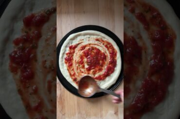Homemade Pizza Sauce Recipe: Perfect for Any Pizza! #shorts  #pizzasauce