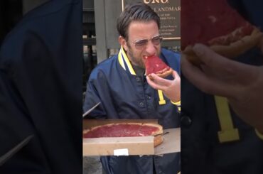 I Reviewed The First Ever Deep Dish Pizza At Pizzeria Uno