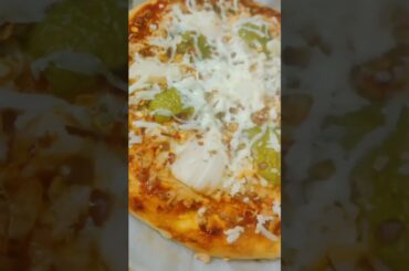 bachhon ke farmaish pe home made pizza #pizza #food #pizzalover #foodie #streetfood #foodblogger
