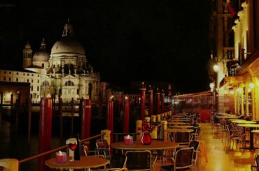 Romantic Dinner at Restaurant in Venice - Italian Restaurant Ambience with Jazz Music, Saxophone