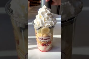 FRUITS BERRIES CREAM MUG DESSERT ITALIAN CHEF NEW RECIPE SWEET DESIRE ICECREAM CARBS STUNNING RITUAL