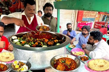 100/-RS PAKISTANI PUNJABI DESI NASHTA | STREET FOOD MASTER BABAR CHANA CHOLAY BREAKFAST | DESI FOOD