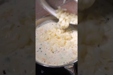 White Sauce Pasta #foodshorts