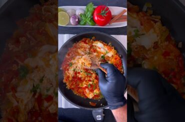 Easy Shakshuka Recipe in 30 Seconds! #shorts #food #cooking