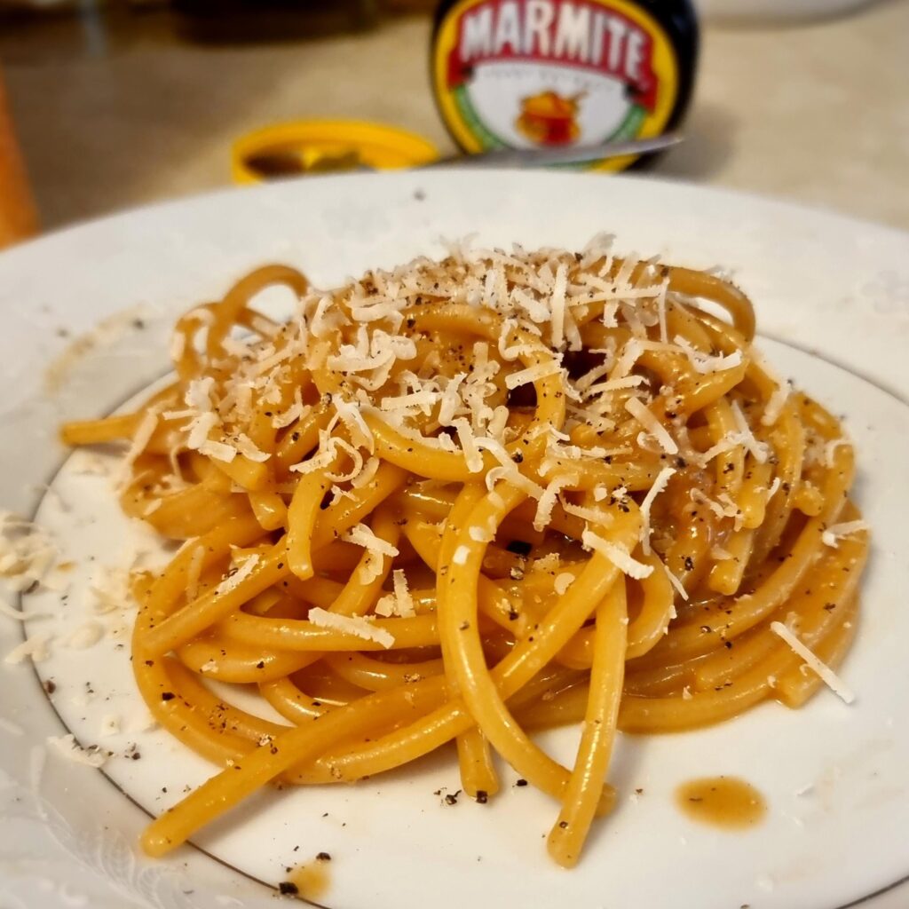 Traditional Italian Cacio e Marmite